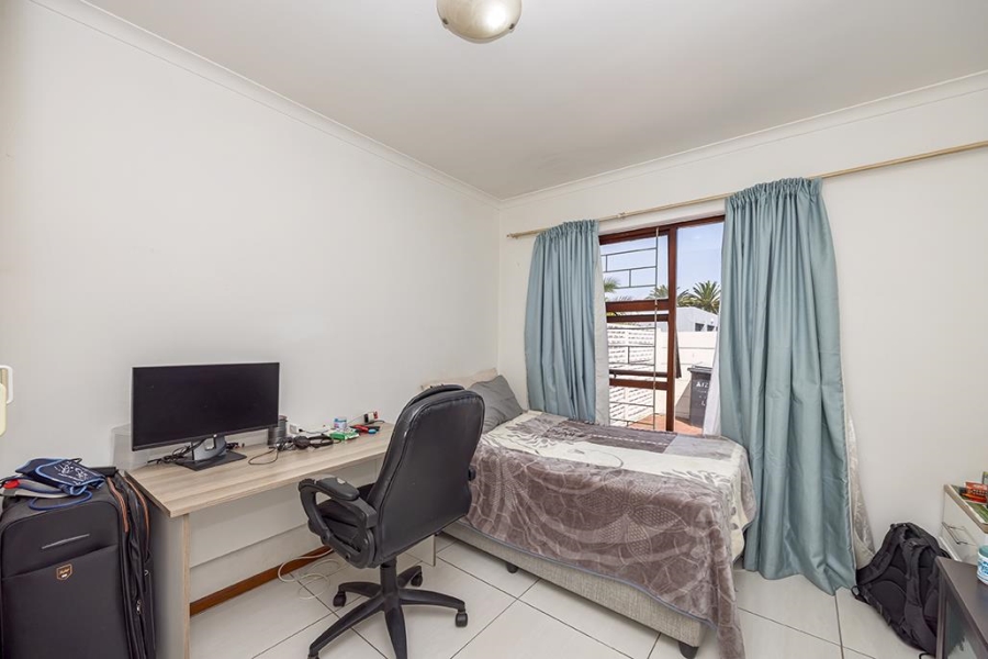 2 Bedroom Property for Sale in Table View Western Cape